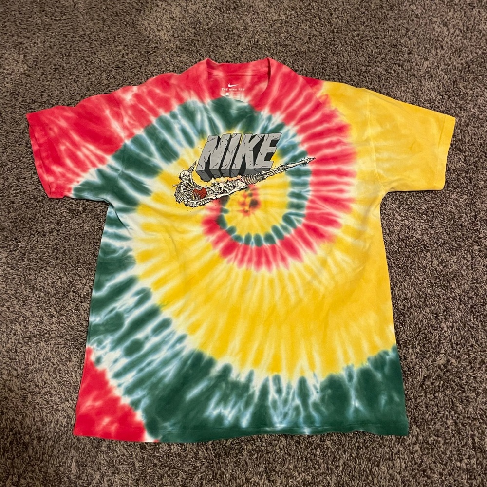 Nike T-shirt